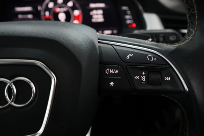 2025 Audi Sq7