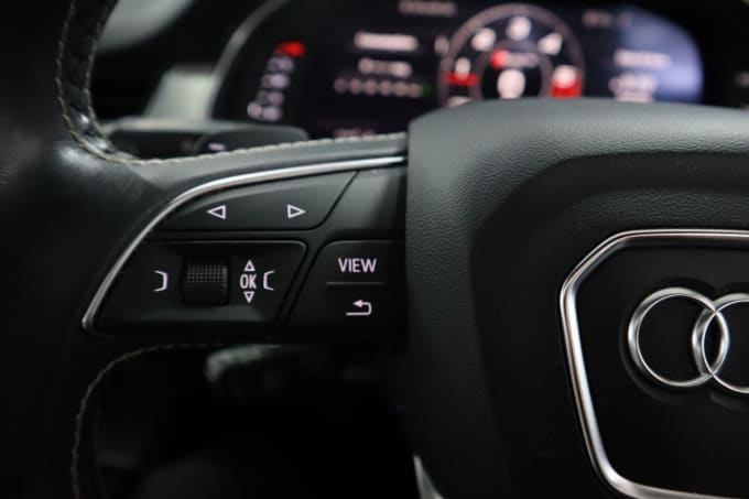 2025 Audi Sq7
