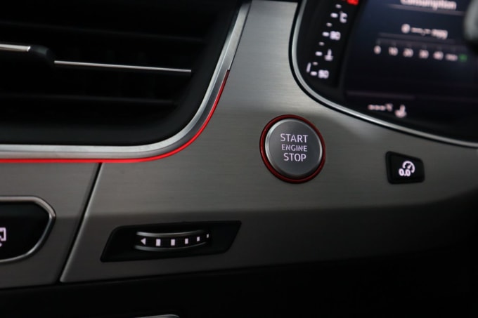 2025 Audi Sq7
