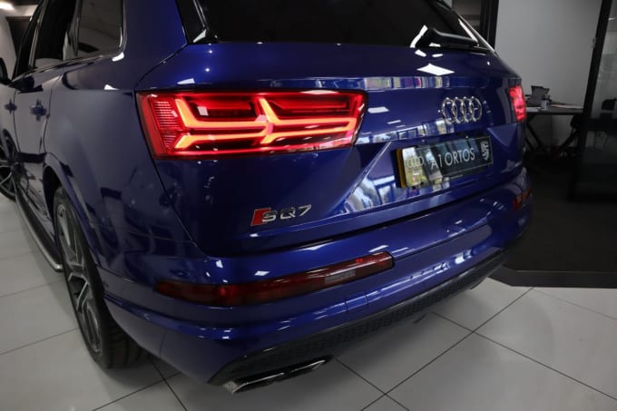 2025 Audi Sq7
