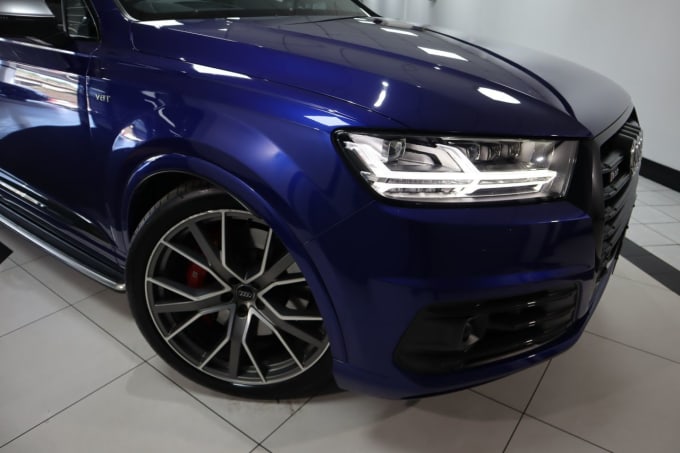 2025 Audi Sq7