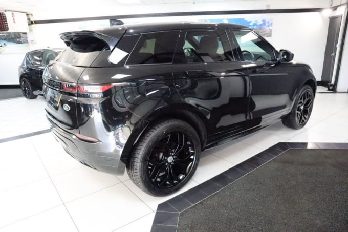 2025 Land Rover Range Rover Evoque