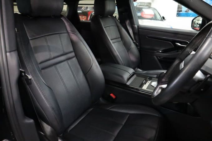 2025 Land Rover Range Rover Evoque