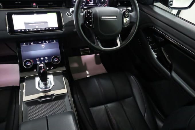 2025 Land Rover Range Rover Evoque