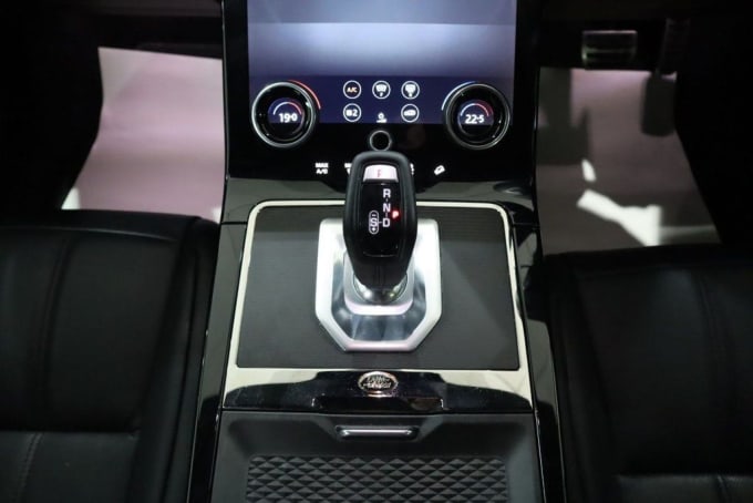 2025 Land Rover Range Rover Evoque