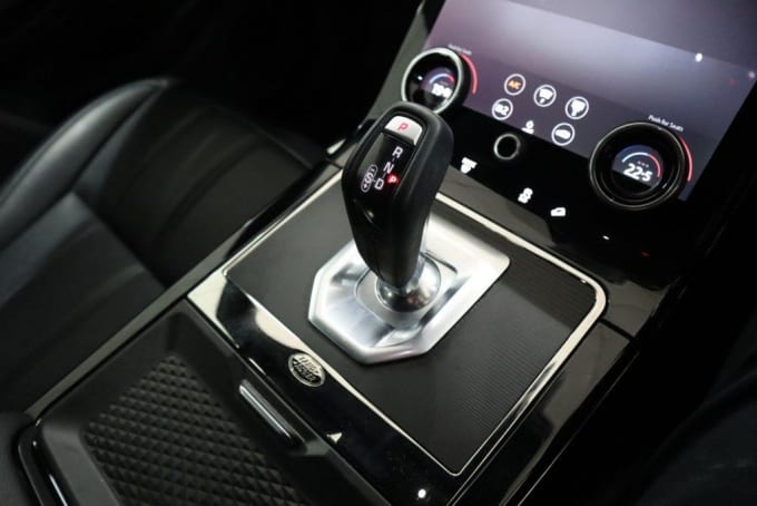 2025 Land Rover Range Rover Evoque