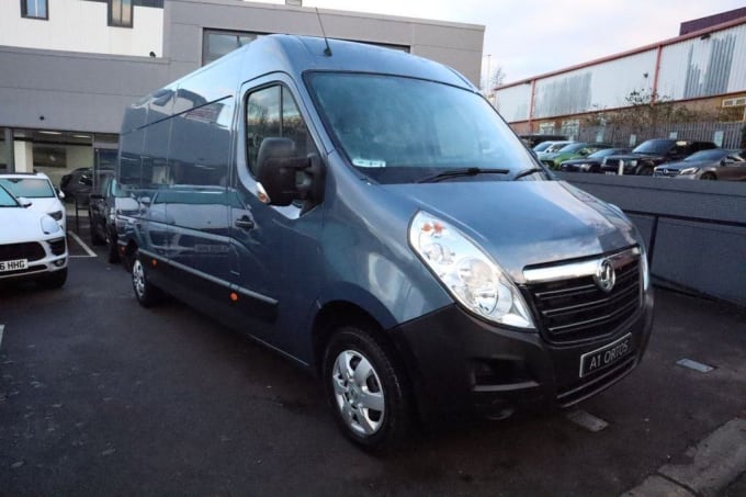 2025 Vauxhall Movano