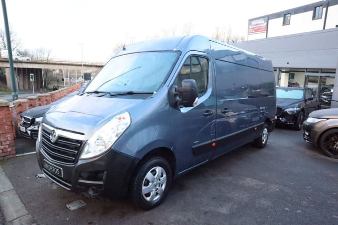2025 Vauxhall Movano