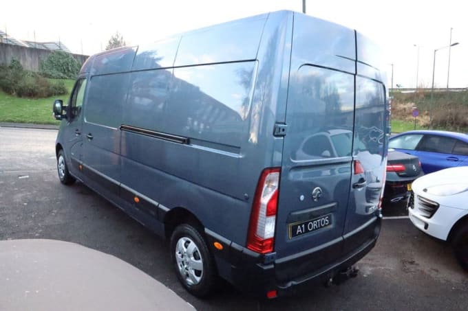 2025 Vauxhall Movano