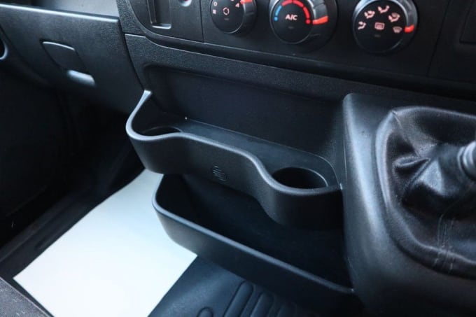 2025 Vauxhall Movano