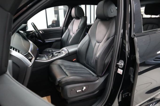 2025 BMW X5