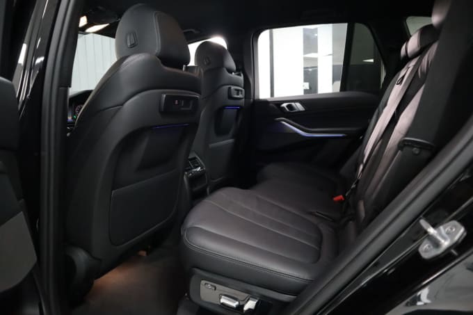 2025 BMW X5