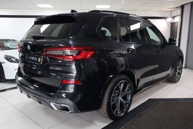 2025 BMW X5