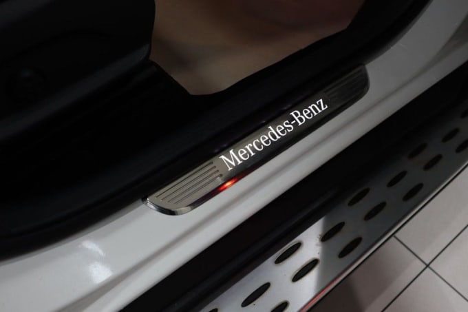 2025 Mercedes-benz Glc