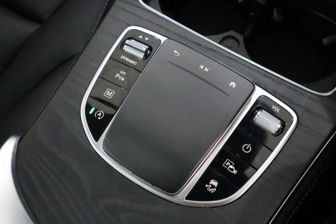 2025 Mercedes-benz Glc