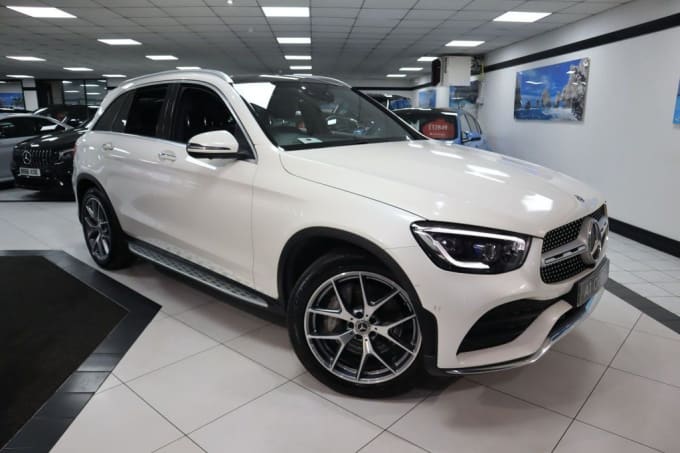 2025 Mercedes-benz Glc