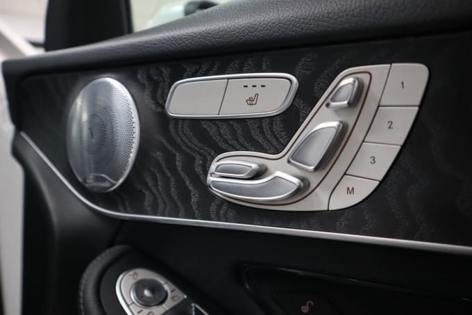 2025 Mercedes-benz Glc