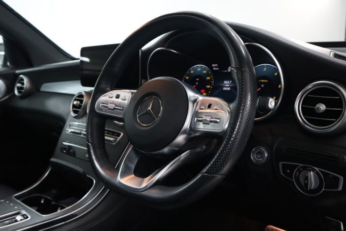 2025 Mercedes-benz Glc