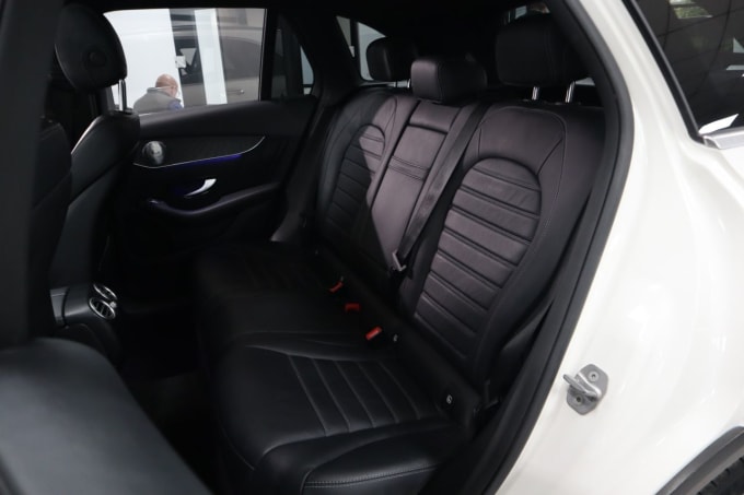 2025 Mercedes-benz Glc
