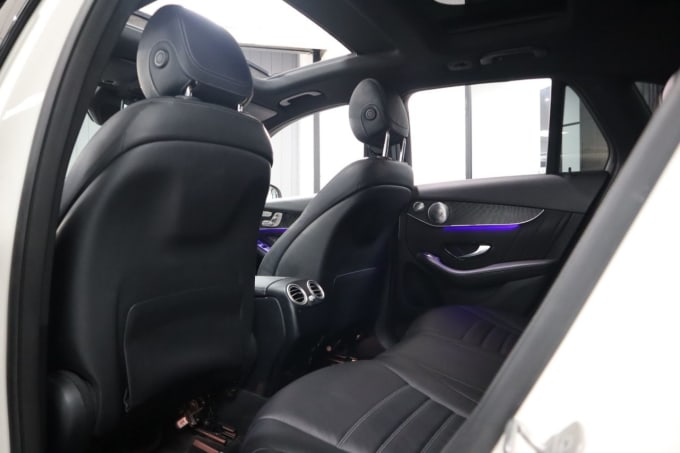 2025 Mercedes-benz Glc