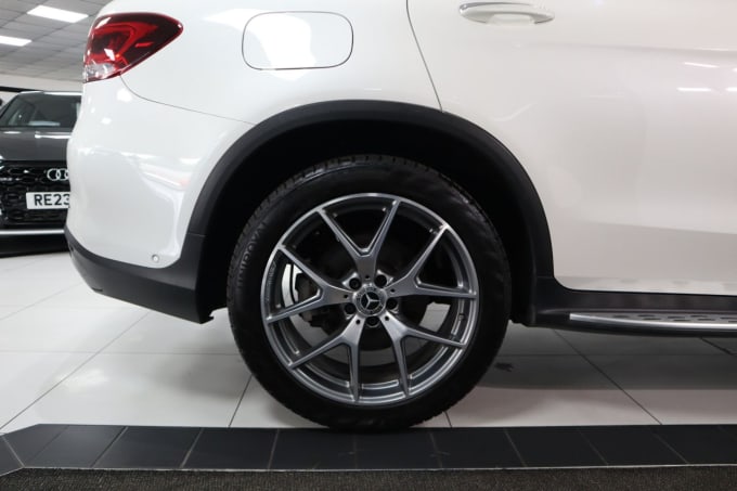 2025 Mercedes-benz Glc