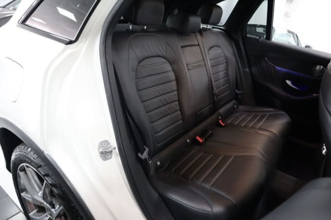 2025 Mercedes-benz Glc
