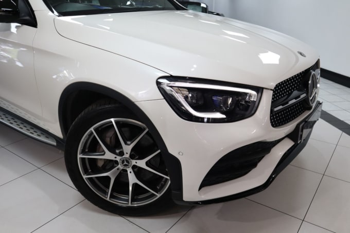 2025 Mercedes-benz Glc