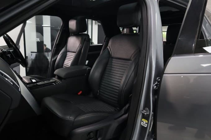 2025 Land Rover Discovery