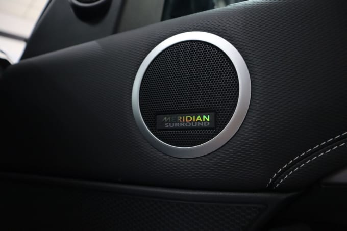 2025 Land Rover Discovery