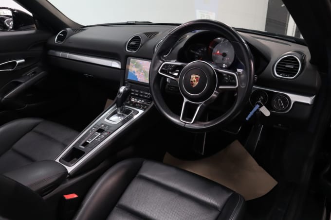 2025 Porsche 718 Boxster