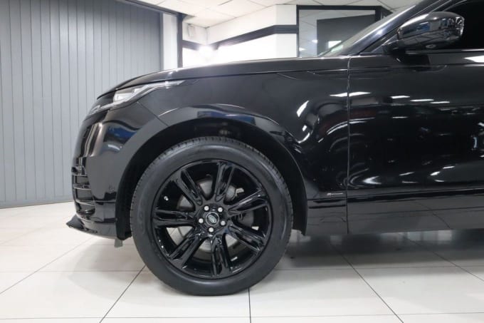 2025 Land Rover Range Rover Velar