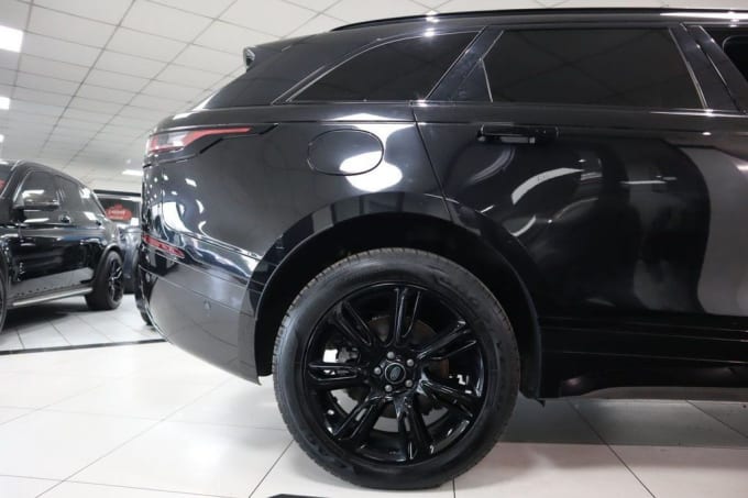 2025 Land Rover Range Rover Velar