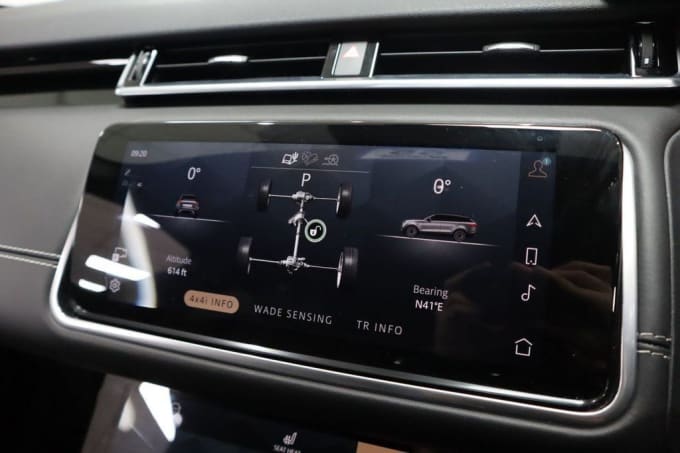 2025 Land Rover Range Rover Velar