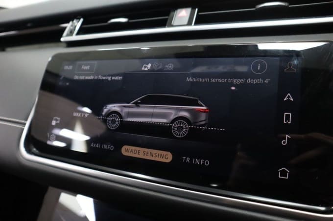 2025 Land Rover Range Rover Velar