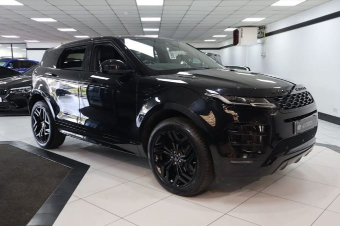 2025 Land Rover Range Rover Evoque