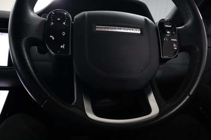 2025 Land Rover Range Rover Evoque