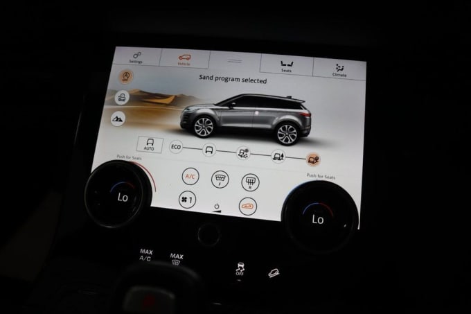 2025 Land Rover Range Rover Evoque