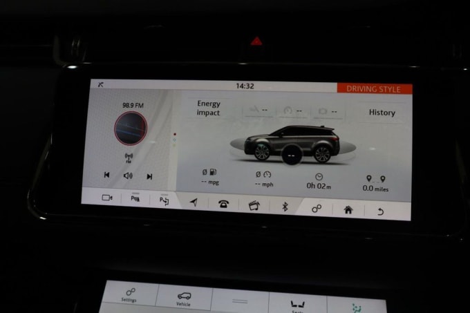 2025 Land Rover Range Rover Evoque
