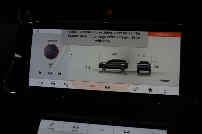2025 Land Rover Range Rover Evoque