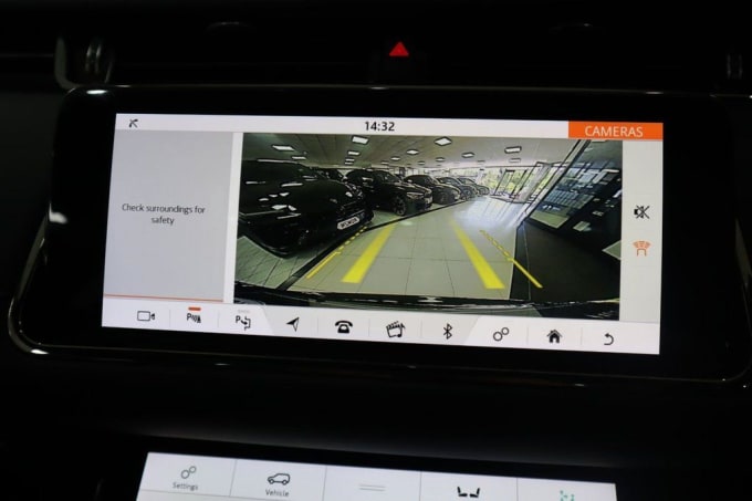 2025 Land Rover Range Rover Evoque
