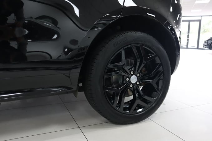 2025 Land Rover Range Rover Evoque