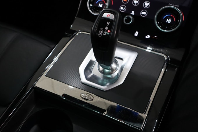 2025 Land Rover Range Rover Evoque