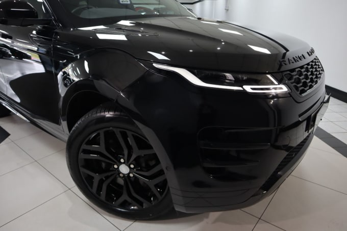 2025 Land Rover Range Rover Evoque