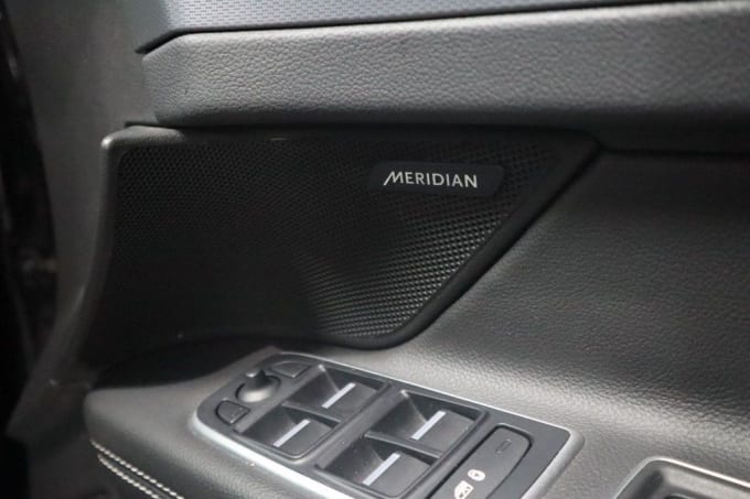 2025 Jaguar Xf
