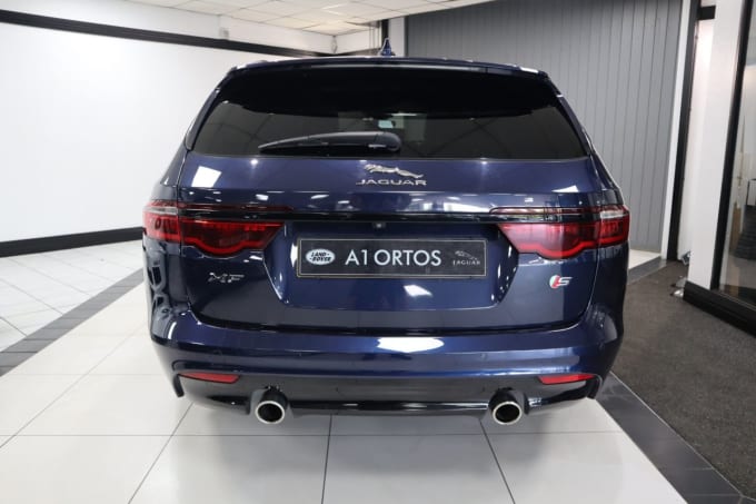 2025 Jaguar Xf