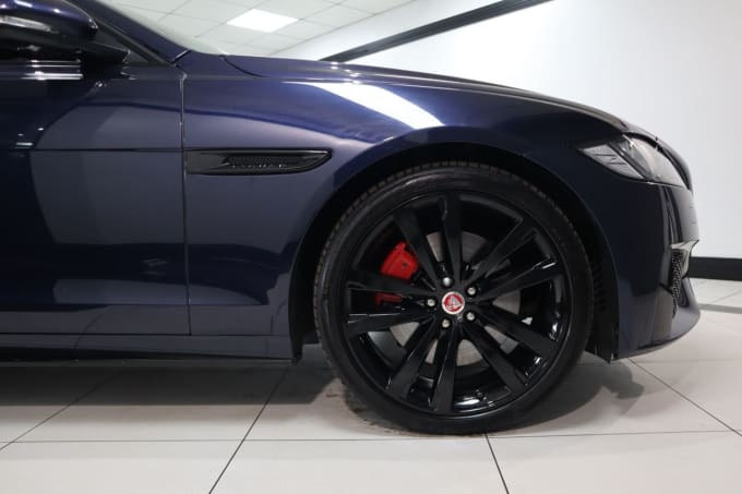 2025 Jaguar Xf