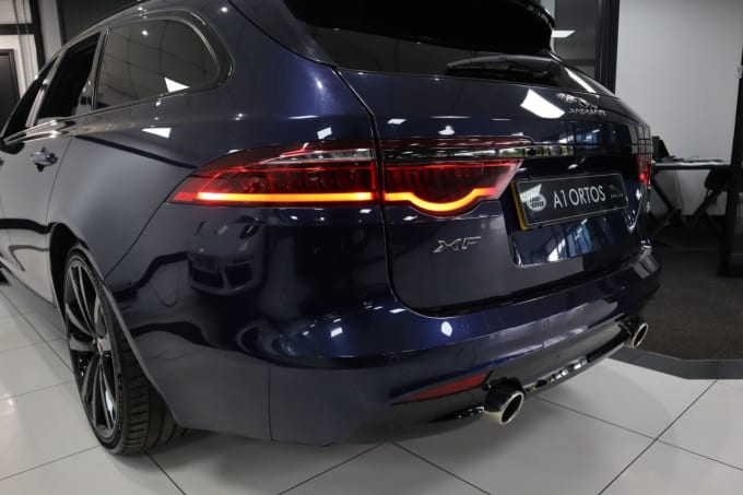 2025 Jaguar Xf