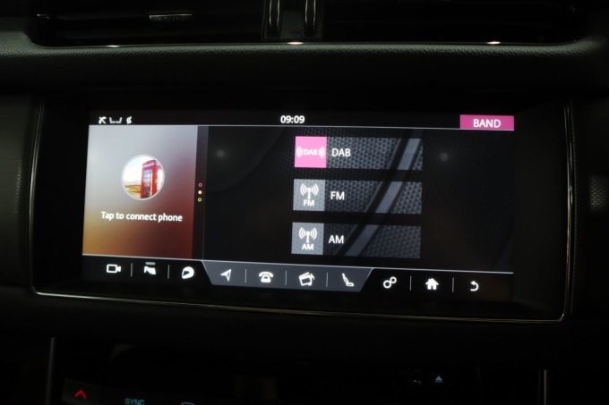2025 Jaguar Xf