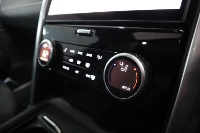 2025 Land Rover Discovery