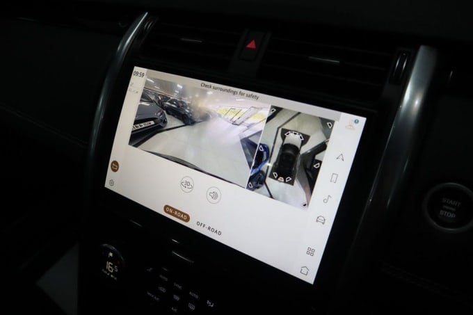 2025 Land Rover Discovery